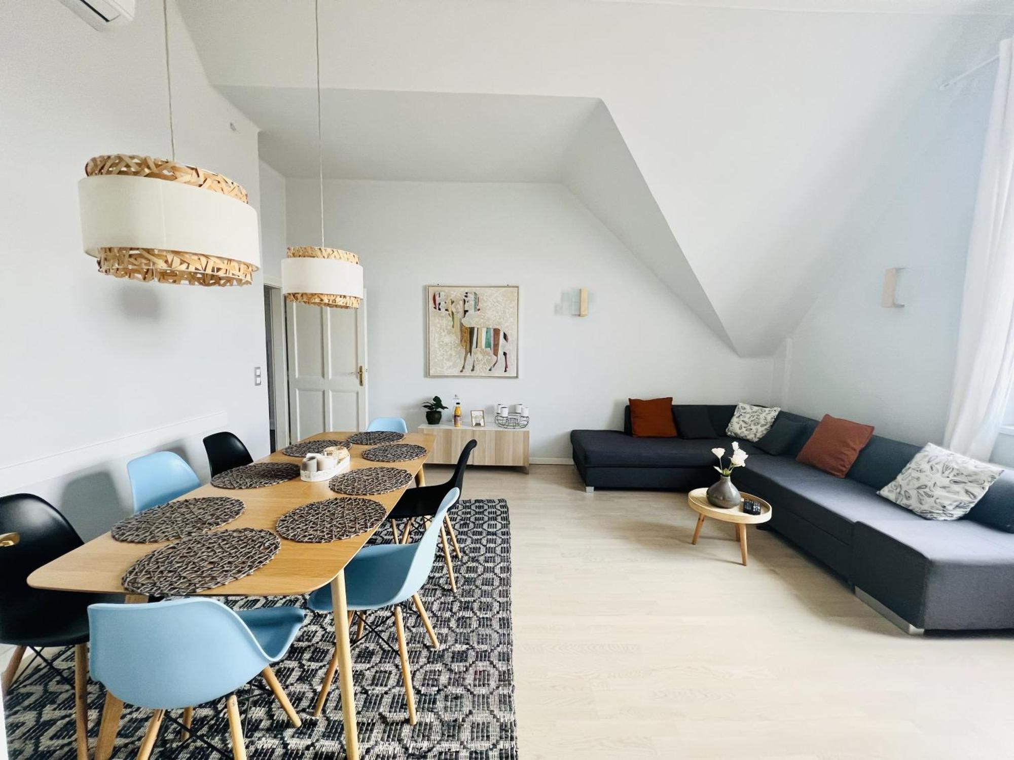 Bphomes Budapest Luaran gambar