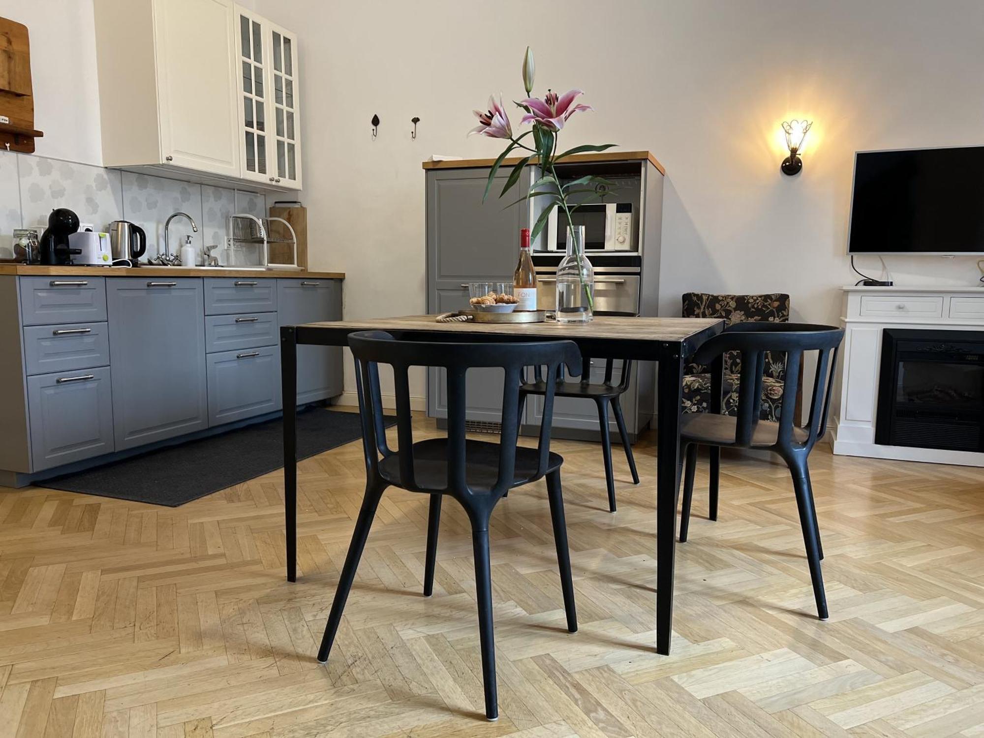 Bphomes Budapest Luaran gambar