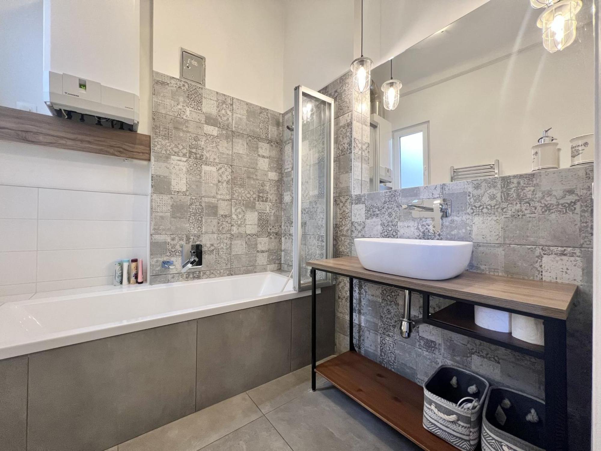 Bphomes Budapest Luaran gambar
