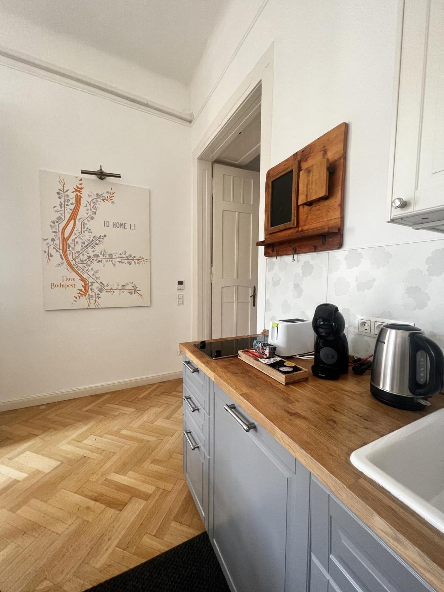 Bphomes Budapest Luaran gambar