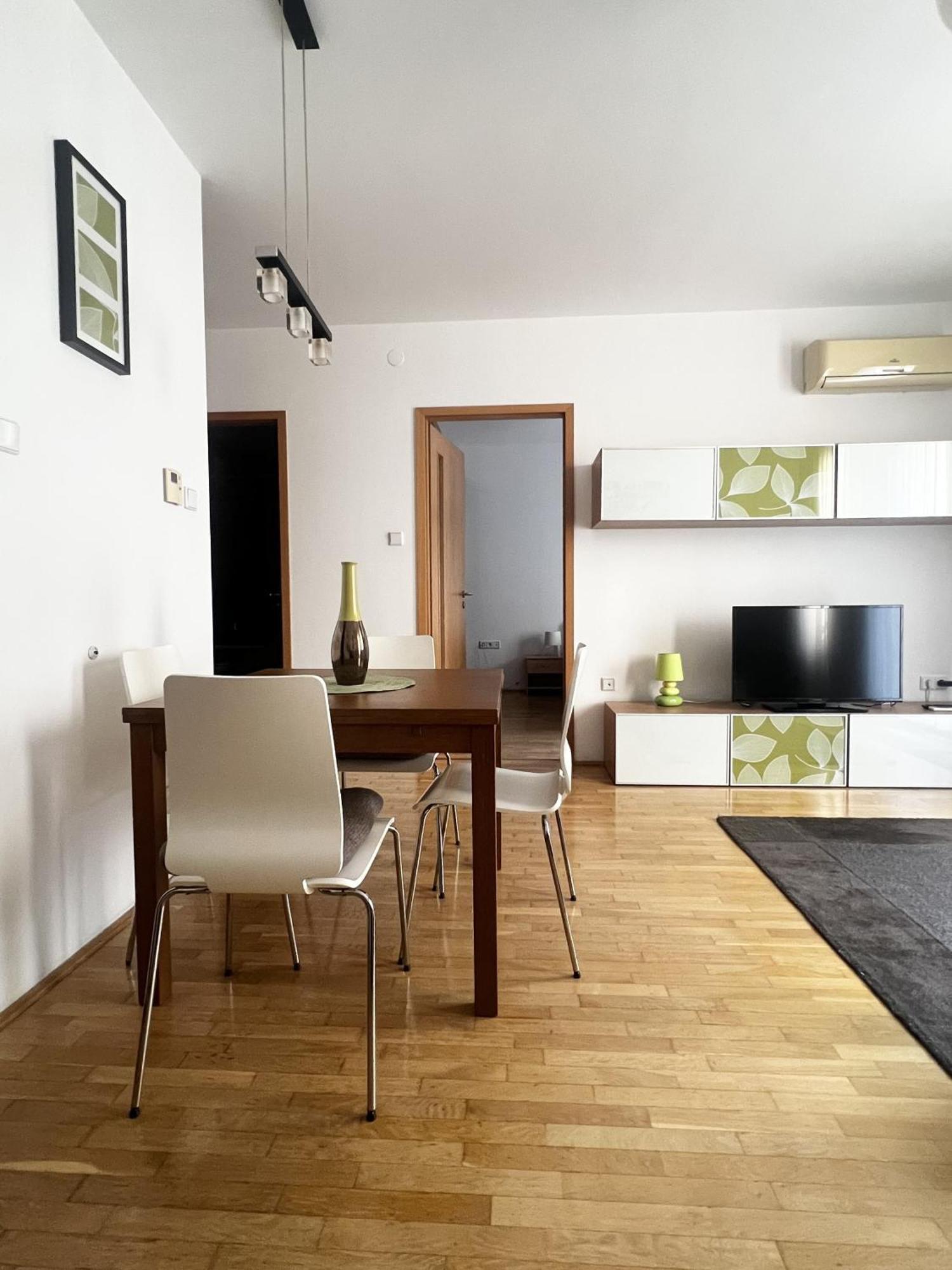 Bphomes Budapest Luaran gambar
